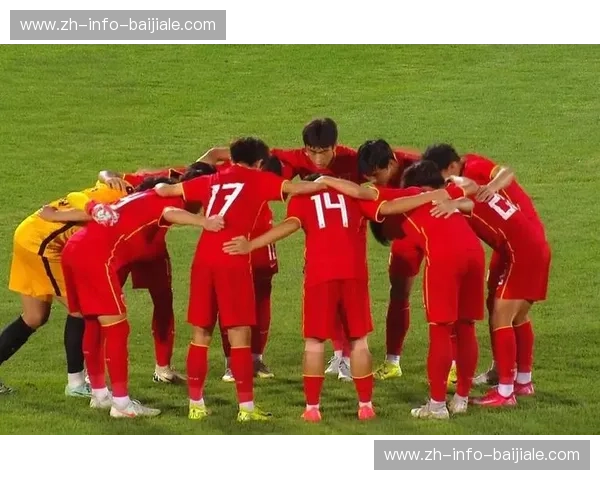 绿茵烽火录：在“国足vs乌兹别克集锦”中，找回那份久违的滚烫热泪